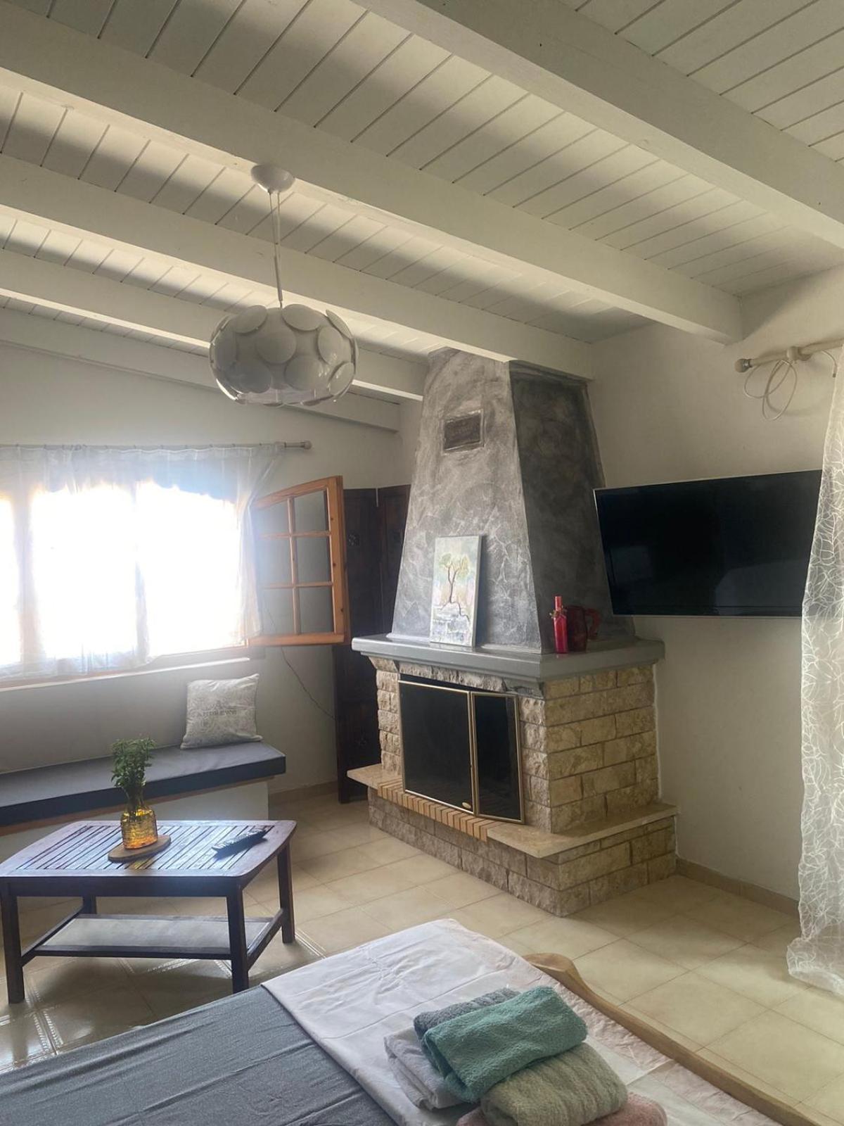 Cottage House With Incredible View Trapeza  Ngoại thất bức ảnh
