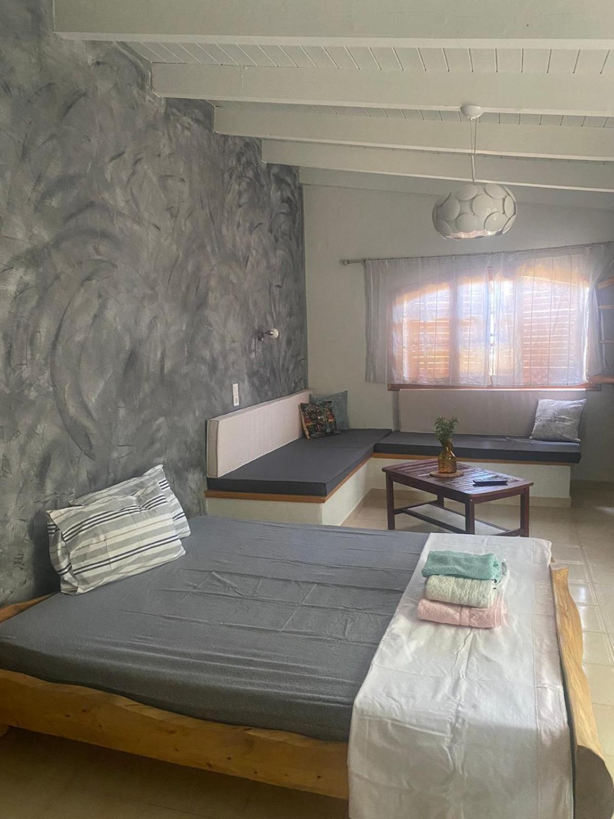 Cottage House With Incredible View Trapeza  Ngoại thất bức ảnh